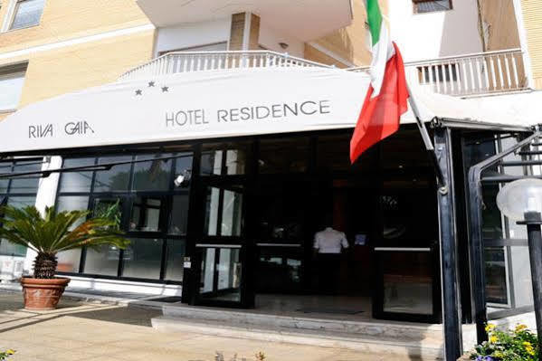 Residence Riva Gaia Terracina Exterior photo